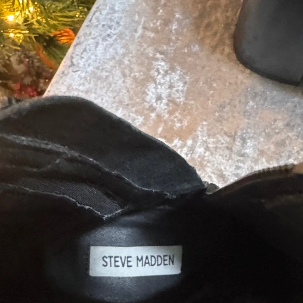 Steve Madden Black Platform Boots Size 7 - Picture 11 of 11